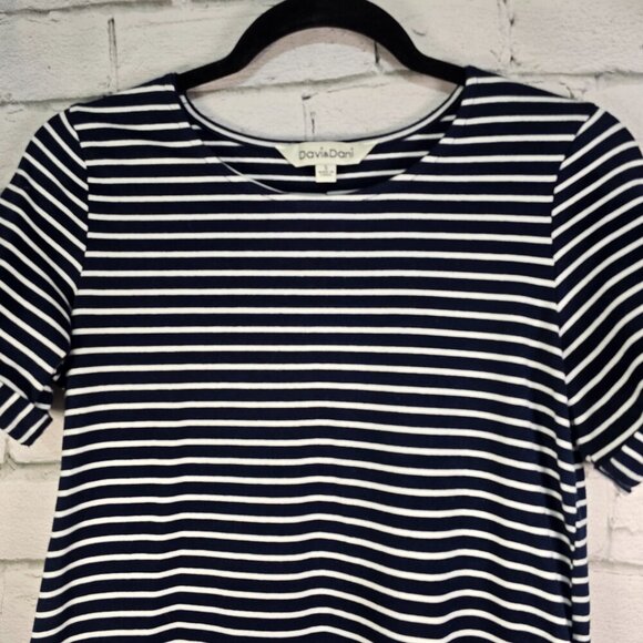 WOMENS DAVI AND DANI KNIT SHIFT ALINE DRESS NAVY WITH WHITE STRIPES SIZE SMALL - Picture 3 of 8